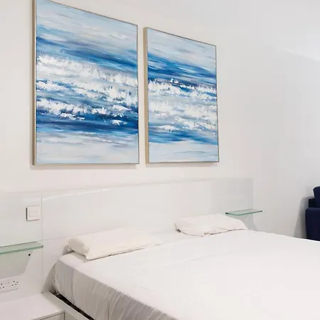Duplex Seafront Apt, In Central Area With Terrace By 360 Estates *