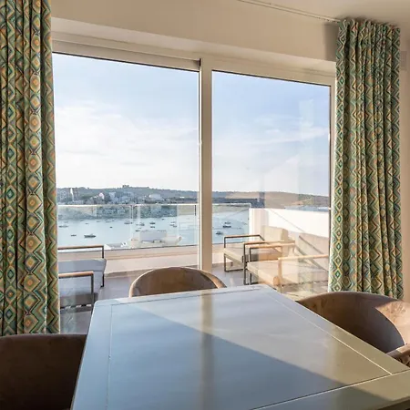 Duplex Seafront Apt, In Central Area With Terrace By 360 Estates شقة خليج سانت بول